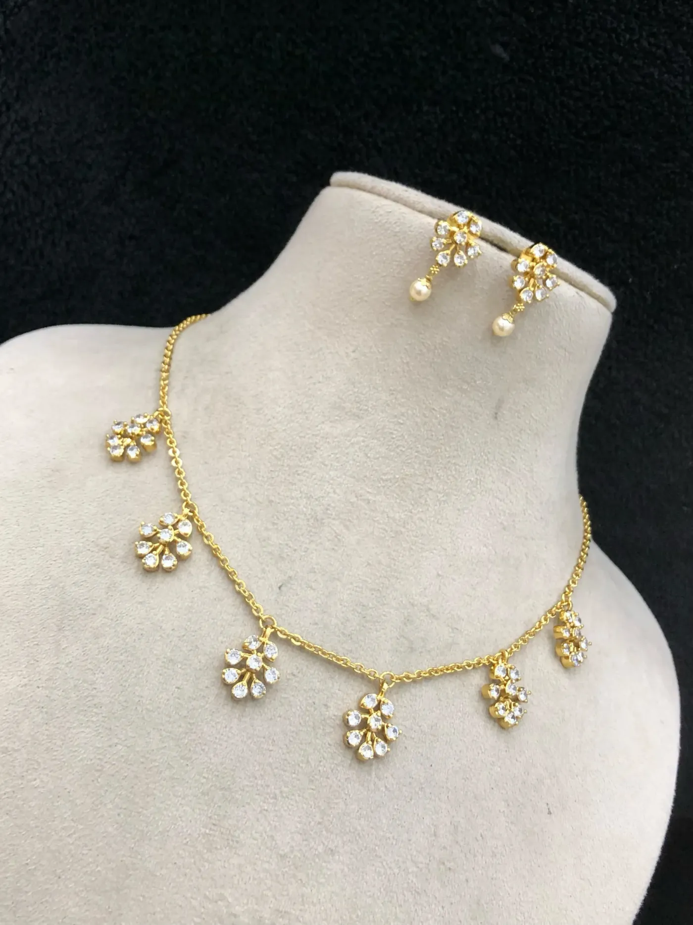 AD Stone Delicate Floral Necklace Set